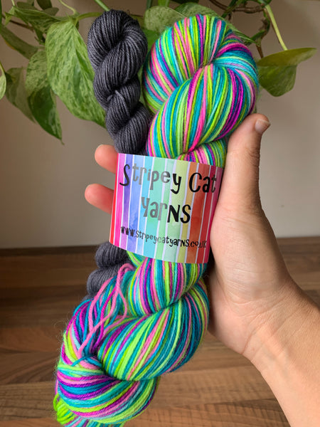 Yang - self striping sock yarn with contrasting mini skein
