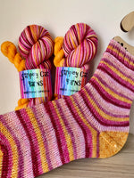Dahlia 🌼 - Self Striping Sock Yarn with 20g Mini Skein
